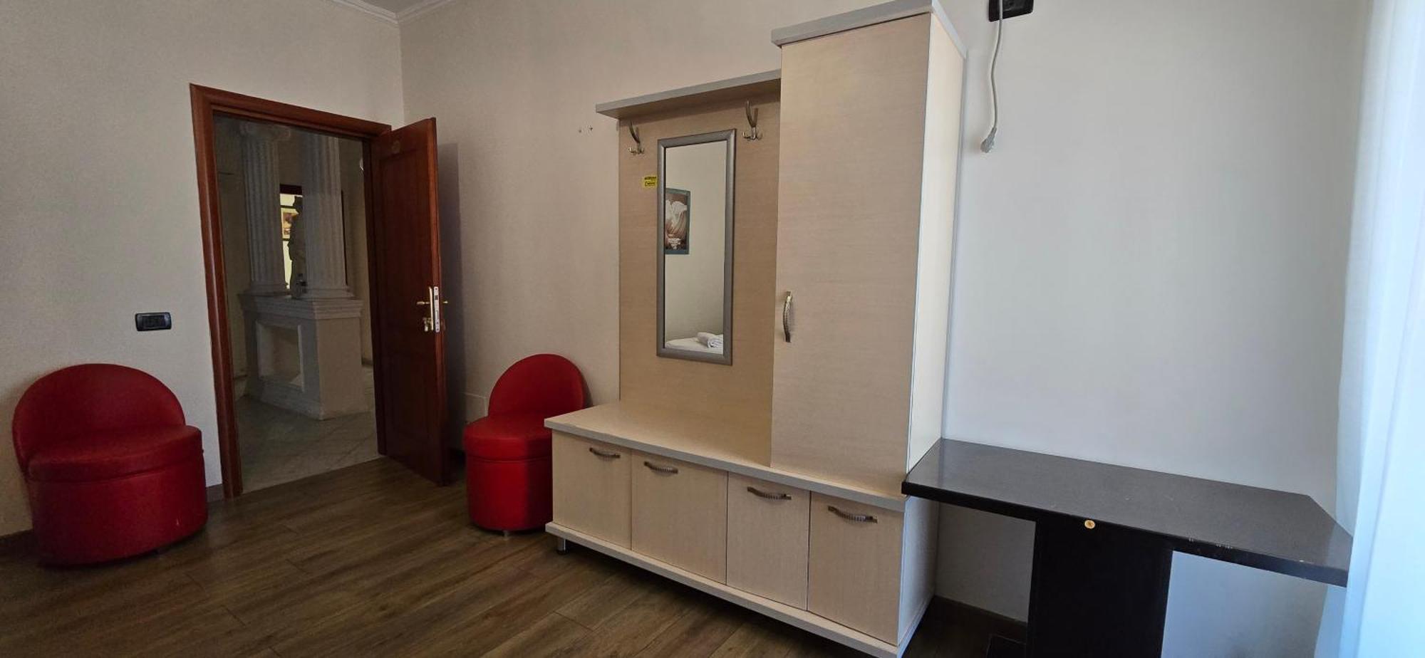Koa Hotel Tirane Extérieur photo